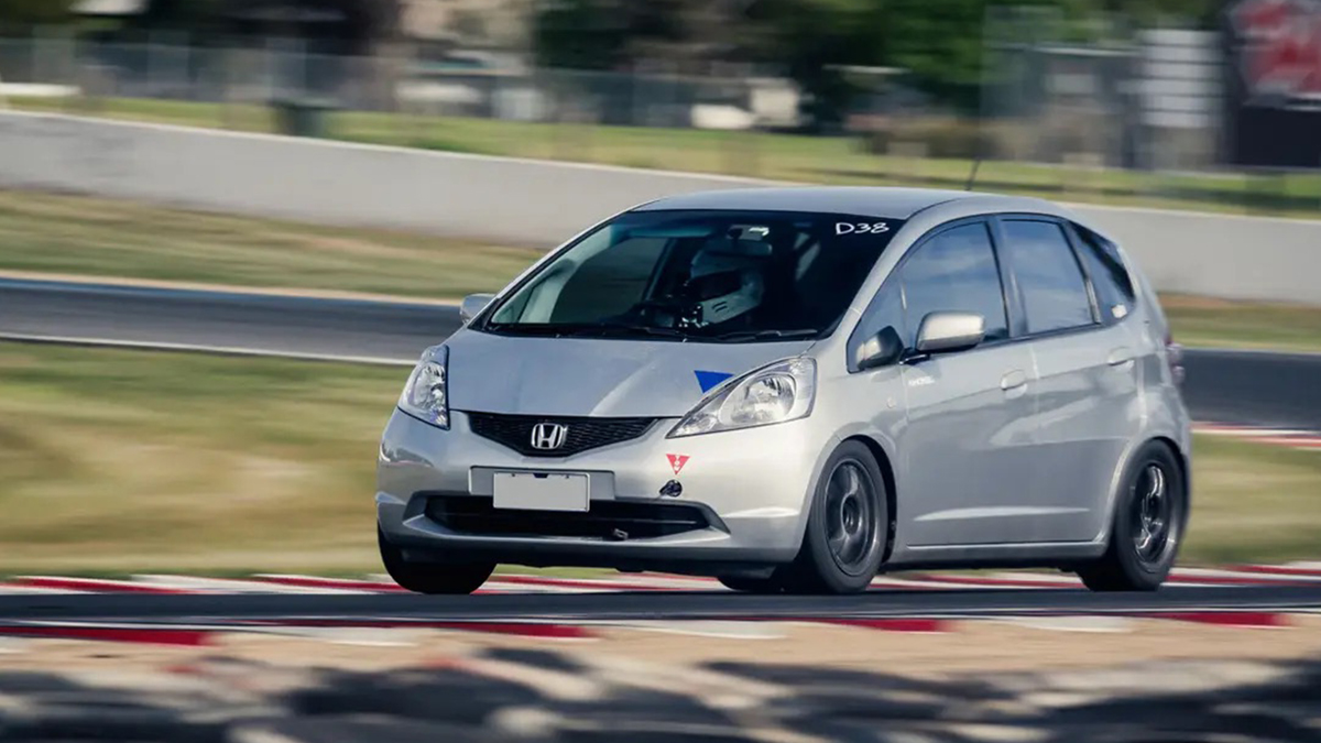 Honda GE8 Fit on track at Winton